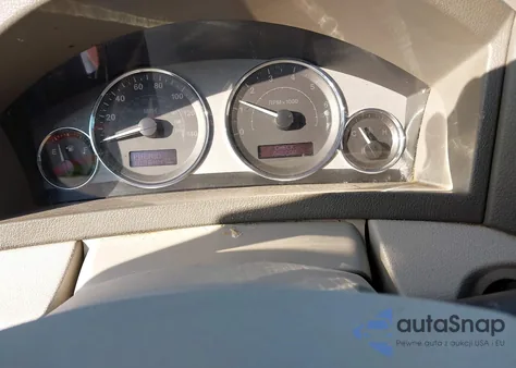 2008 Jeep Grand Cherokee Overland z USA, uszkodzony, nr VIN 1J8HS68258C171979